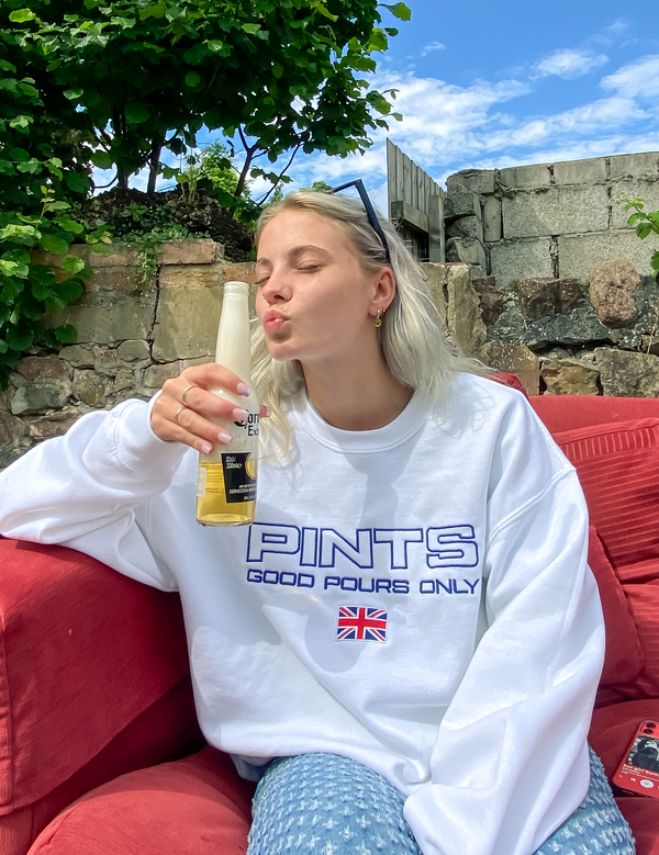 Good Pours Only Sweatshirt | White - Pints Apparel